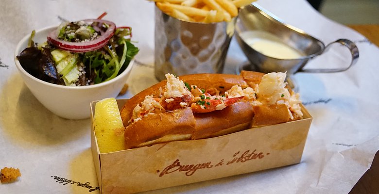 Стейки и крабы с доставкой на дом: новый сервис от создателей Burger & Lobster