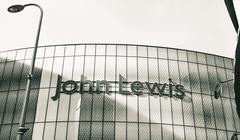 Ритейлер John Lewis потерял полмиллиарда фунтов из-за пандемии и готовится к закрытию магазинов