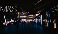 Marks & Spencer закрывает магазины после убыточного года