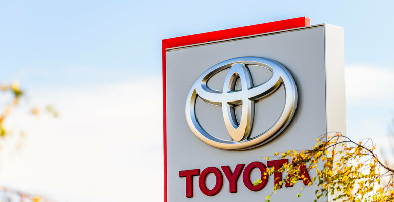 Toyota сократит выпуск новых автомобилей на 40% из-за дефицита чипов