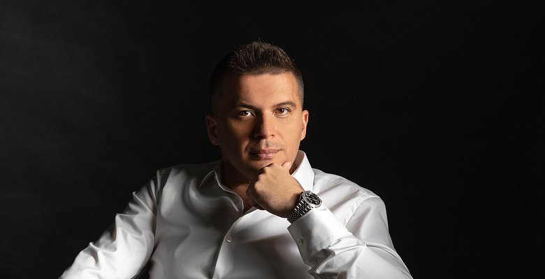 Сергей Редько, F1 Family Holding: от ретейла до собственного токена и банка в Европе 