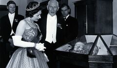 Холодильник — каждому, а недвижимость не для всех: какие изменения произошли в финансовой сфере за 70 лет правления Елизаветы II