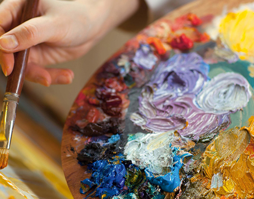 От цвета мумии до пакистанского хаки: какие красители были главными в истории Британии