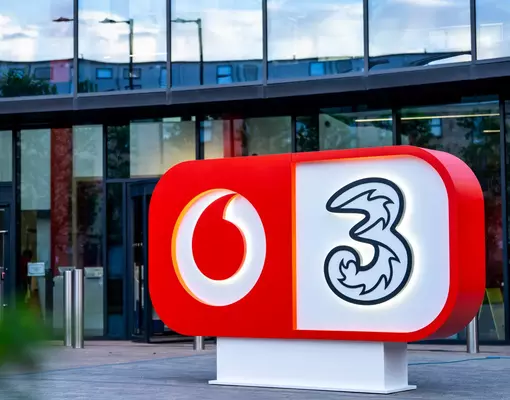 На высоких скоростях: телекоммуникационный гигант VodafoneThree инвестирует в развитие 5G