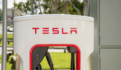 Tesla планирует выйти на британский рынок электроэнергии. Сможет ли она составить конкуренцию другим поставщикам?