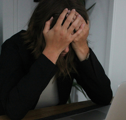 Что делать, если вас несправедливо уволили: советы юриста и реальные кейсы