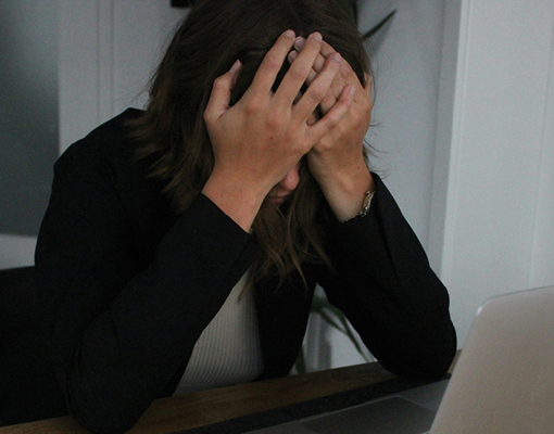 Что делать, если вас несправедливо уволили: советы юриста и реальные кейсы