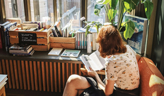 Восемь ламповых книг, которые согреют сердце эмигранта