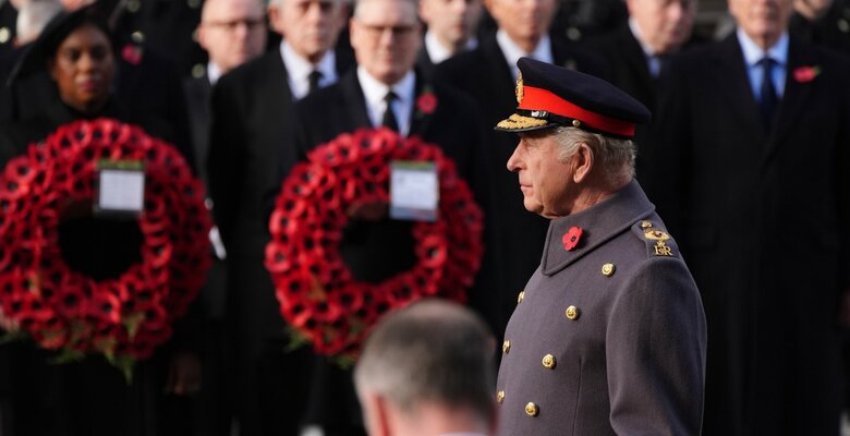 Король Великобритании Карл III на церемонии возложения венков к Кенотафу. Фото: x.com/RoyalFamily