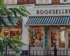 Десять примечательных нон-фикшен-книг 2025 года