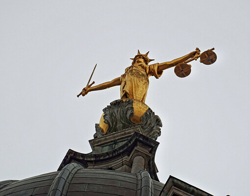 Лондонский суд обязал экс‑владельцев украинского «Приватбанка» выплатить более 2,2 миллиарда фунтов