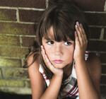 Школьные обеды, соцвыплаты и жилье: как британское правительство планирует победить детскую бедность?