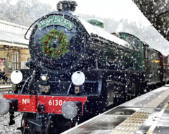 В Лондон возвращается рождественский ретропоезд: что ждет пассажиров Santa Steam Express?