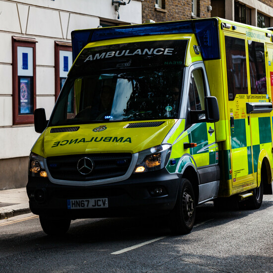 Cупергрипп: больницы Великобритании переполнены из-за вспышки болезни