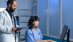 Порядок вместо аврала: как ИИ меняет работу отделений скорой помощи в Великобритании