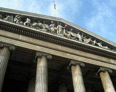 Правительство запускает крупнейшую за десятилетие программу поддержки культурных учреждений