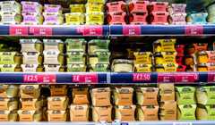 До пика еще далеко: британские ретейлеры предупреждают о дальнейшем росте цен