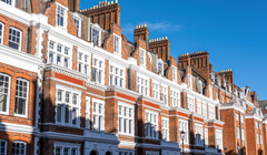 Какое место в мире занимает Британия по общей стоимости жилого фонда?