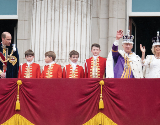 Метаморфоза при дворе: почему и как меняются вековые устои британского придворного этикета