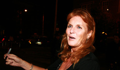 Дело Эпштейна: как к скандалу оказалась причастна экс-супруга бывшего принца Эндрю Сара Фергюсон