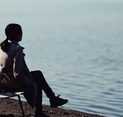 Что является причиной эпидемии одиночества среди молодых людей?