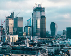 Финансовый сектор Сити показал самый быстрый рост за тридцать лет