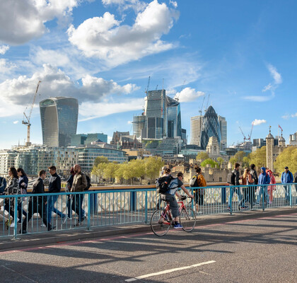 Четверть миллиона человек в Британии могут потерять работу из-за войны на Ближнем Востоке