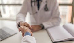 Помощь рядом с домом: в Англии появятся центры поддержки психического здоровья