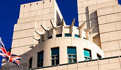 Шпионы-профессионалы признали MI6 лучшей разведкой в Европе 