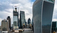 Лондон теряет монополию: до 90 тысяч офисных рабочих мест могут перевести в регионы