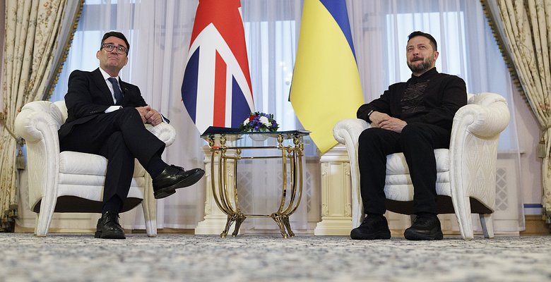 Премьер-министр Великобритании Энди Бернем и президент Украины Владимир Зеленский. Фото: flickr.com/number10gov