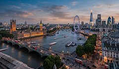 Британские компании сокращают штат и закрывают вакансии