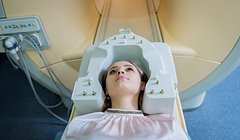 Рак догоняет молодых: растет заболеваемость среди людей младше 50 лет