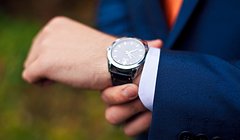 Время и деньги: в Вест-Энде у прохожих ежемесячно похищают часы на 1 миллион фунтов