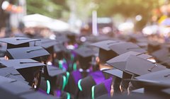 Британия сохранит двухлетнюю визу для выпускников определенных вузов