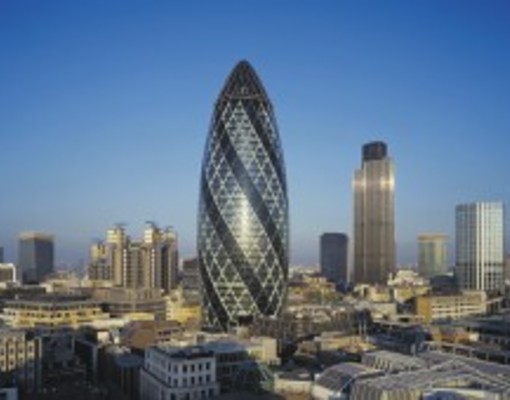 В Англию за карьерой