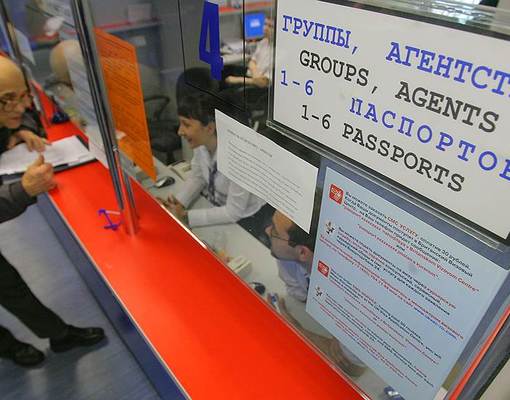 Великобритания повысила цены на визы