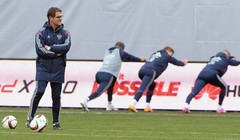 А вы бы кого тренером сборной назначили?