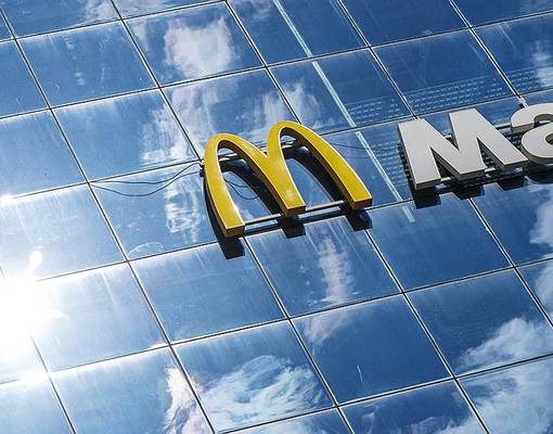 McDonald`s ответит за свободную от налогов кассу
