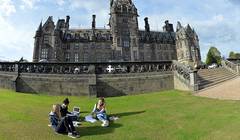 Детям чиновников хотят запретить учиться за границей