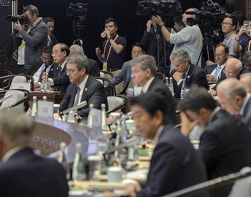 "Двадцатка" жалуется на протекционизм и задержку роста