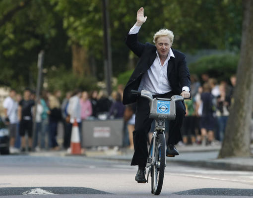 Полиция запретила Борису Джонсону ездить на работу на велосипеде