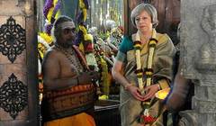 Тереза Мей показала себя в Дели