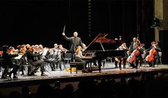 От Гайдна до Пьяццоллы: в Лондоне выступил оркестр Владимира Спивакова