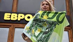 "Брексит" укрепил рубль