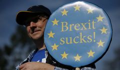 Европарламент поддержал отмену сборов для европейцев в Британии после «Брексита»
