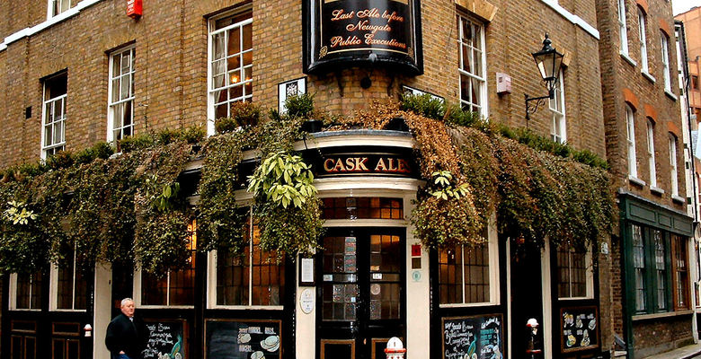 В Лондоне остановилась волна закрытия пабов