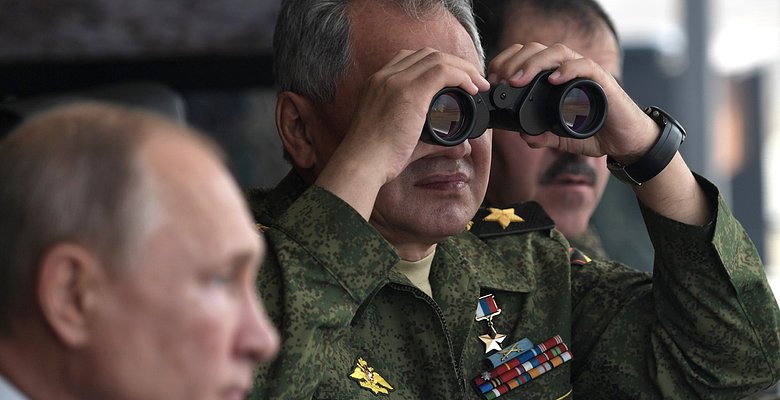 Правительство Великобритании отложило публикацию доклада о «российской угрозе»