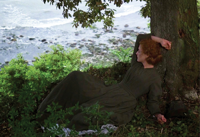 Кадр из фильма «Женщина французского лейтенанта». Изображение: kinopoisk.ru