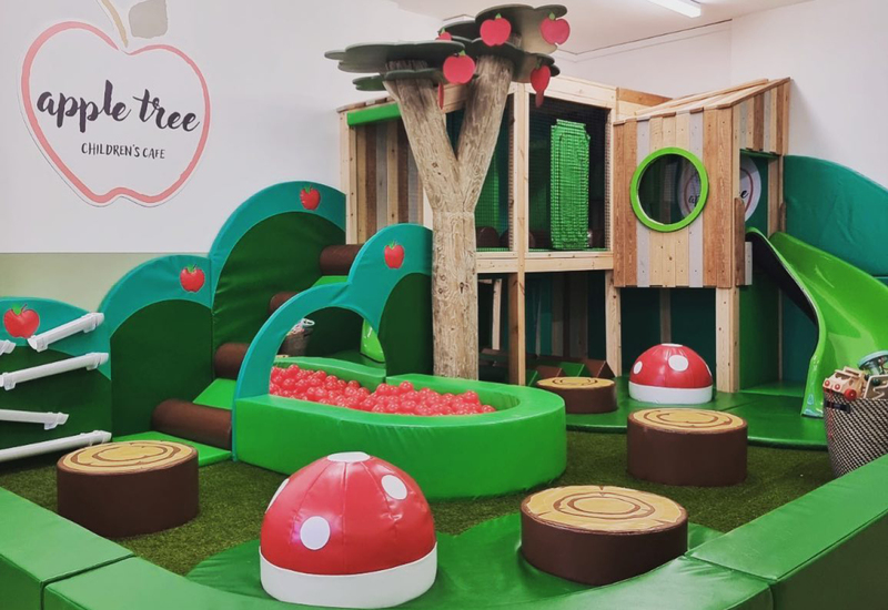 Фото: facebook.com/appletreelondon